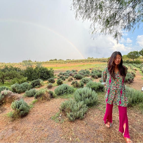 MEET YOUR SELLER/BUYER! - Picture 13 of 16